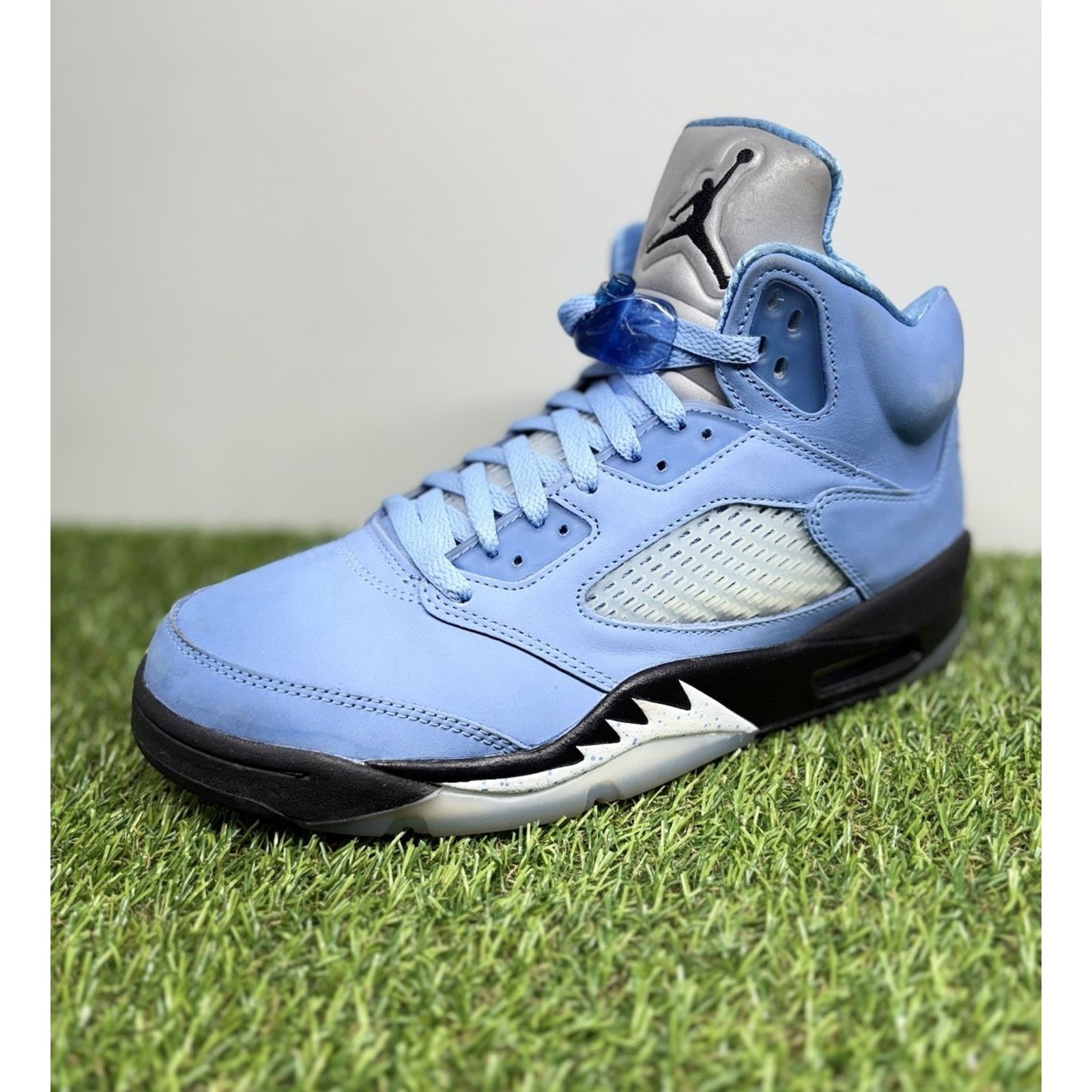 Jordan Brand Air Jordan 5 Retro SE Mid ' UNC ' | GREAT CONDITION! Size US 9 / EU 42 - 12 Thumbnail