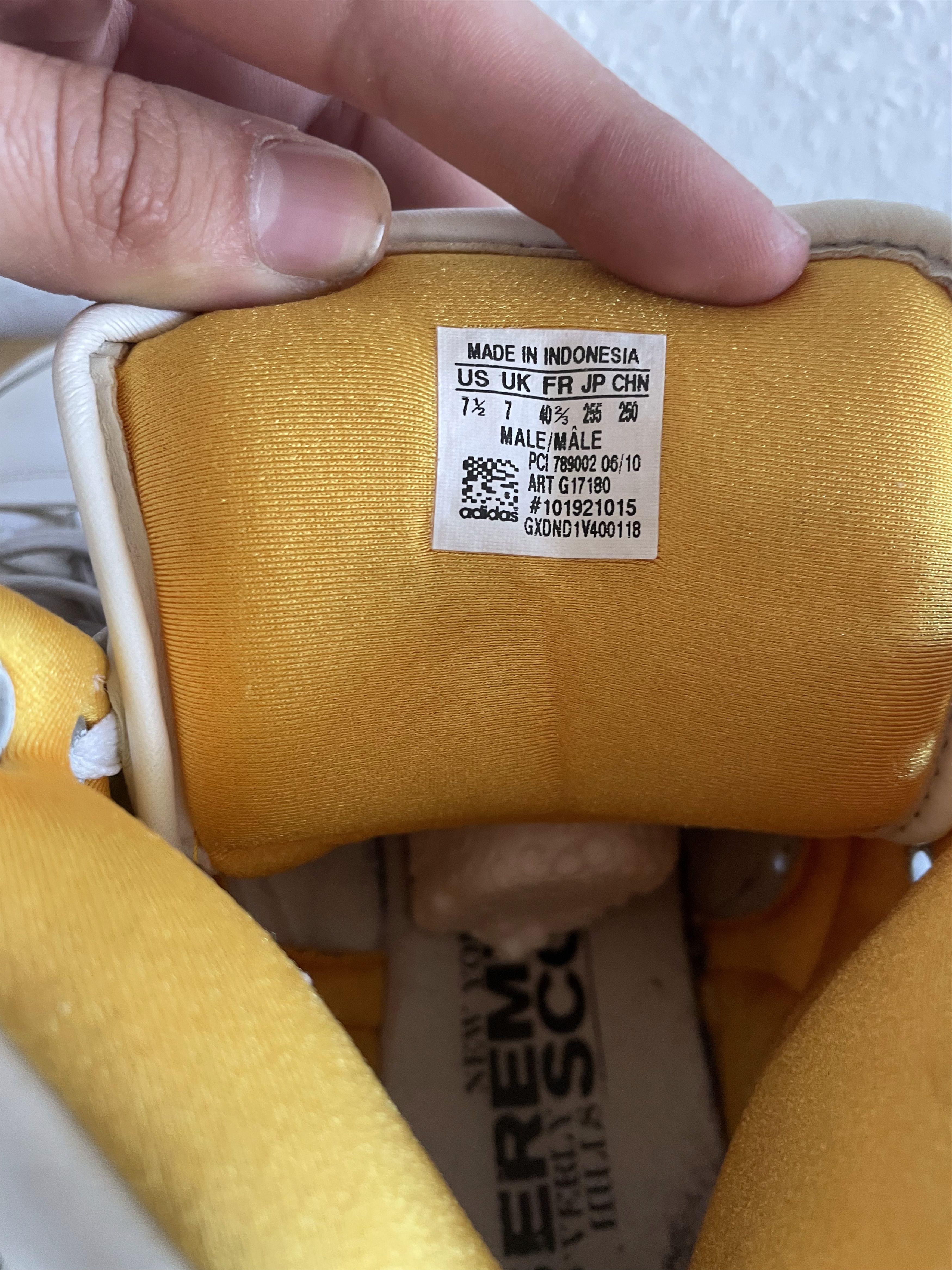 Adidas × Jeremy Scott Beverly Hills License Plate Size US 7.5 / EU 40-41 - 9 Thumbnail
