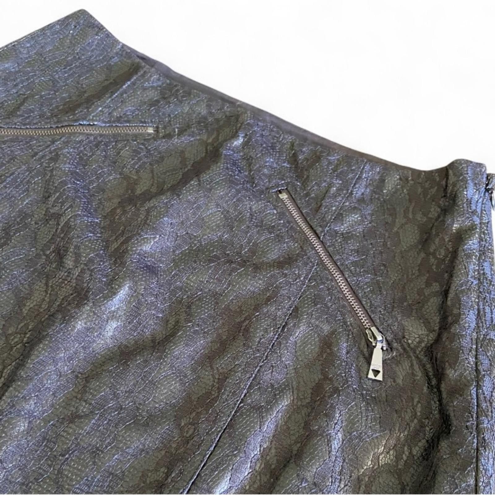 Guess Guess Sexy Black Faux Leather Lacy Mini Skirt Womens Size 6 Size 28" / US 6 / IT 42 - 5 Thumbnail