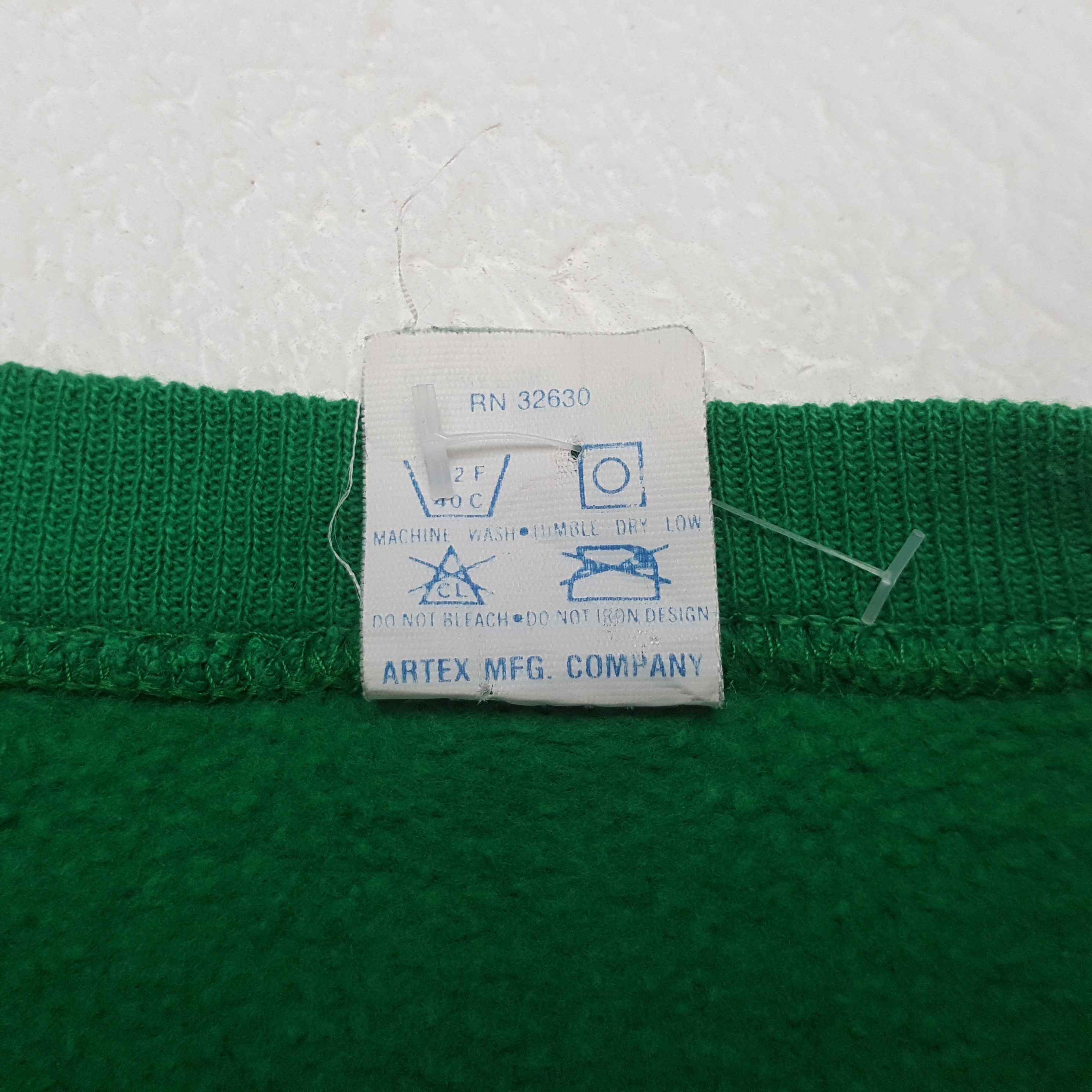 Vintage Snoopy Vintage Sweatshirt C302N9 Size US XXL / EU 58 / 5 - 7 Thumbnail