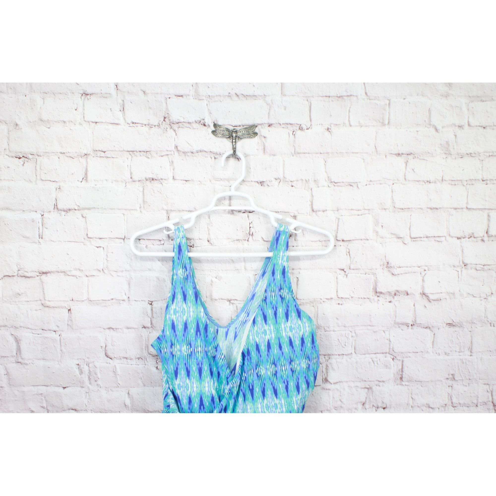 L.L. Bean LL Bean Shaping Swimwear Tanksuit Geometric Print Size 3XL / US 20-22 - 2 Thumbnail