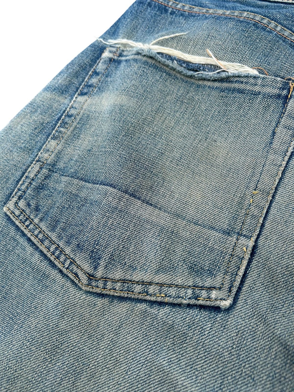 Evisu Thrashed Vintage Evisu Selvedge Baggy Denim Jeans Size US 31 - 16 Thumbnail