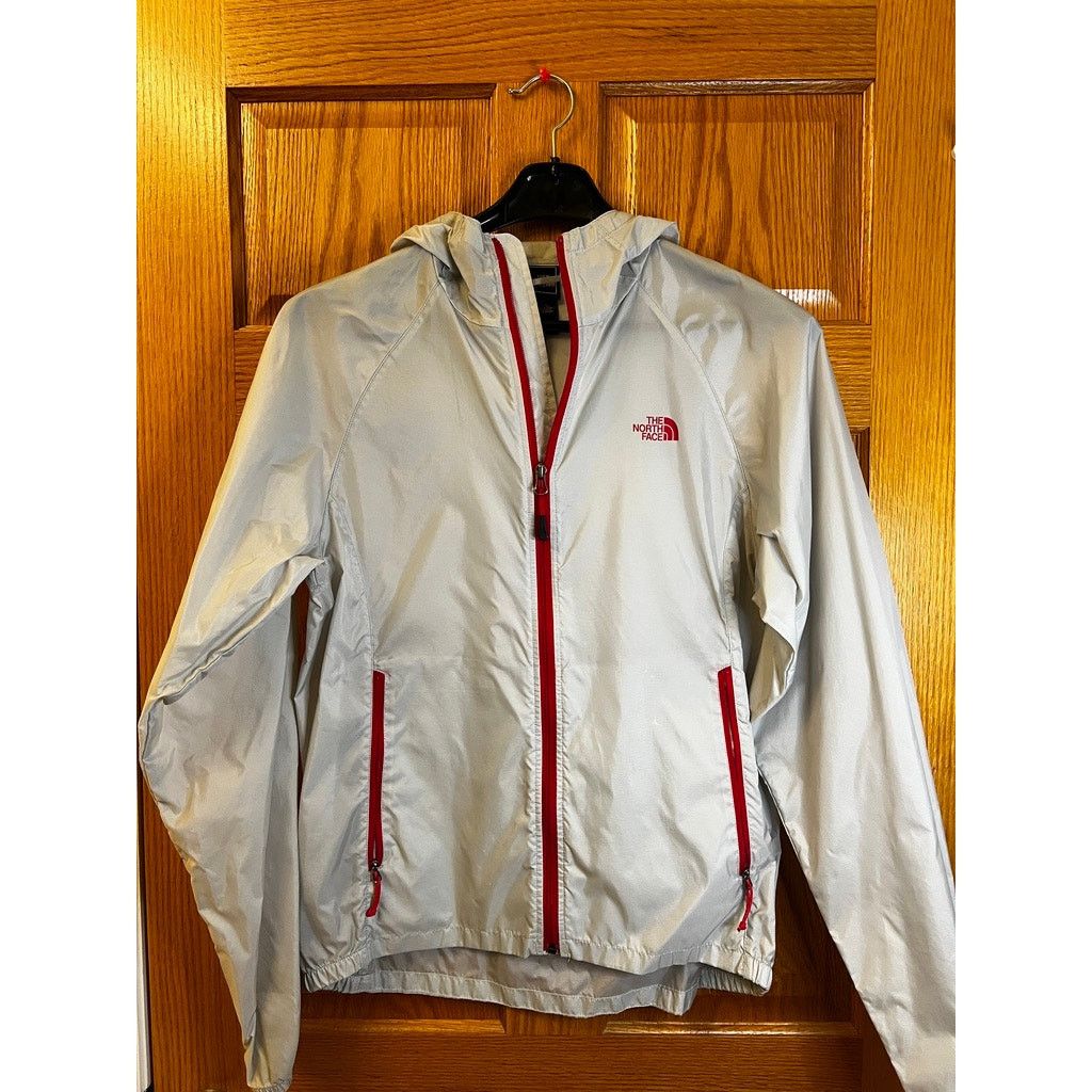 The North Face North Face Silver/Red Windbreaker Size M / US 6-8 / IT 42-44 - 1 Thumbnail