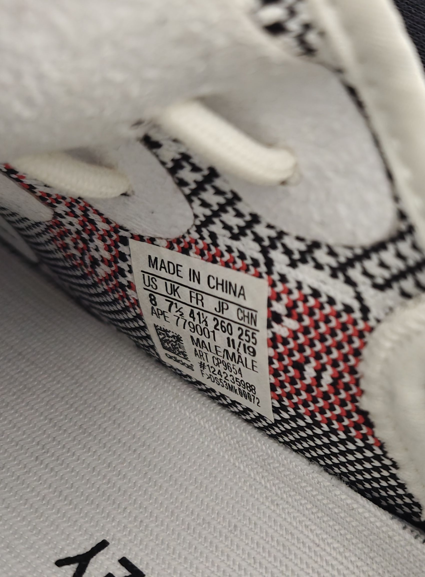 Yeezy Yeezy 350 Zebra 2019 Size US 8 / EU 41 - 6 Thumbnail