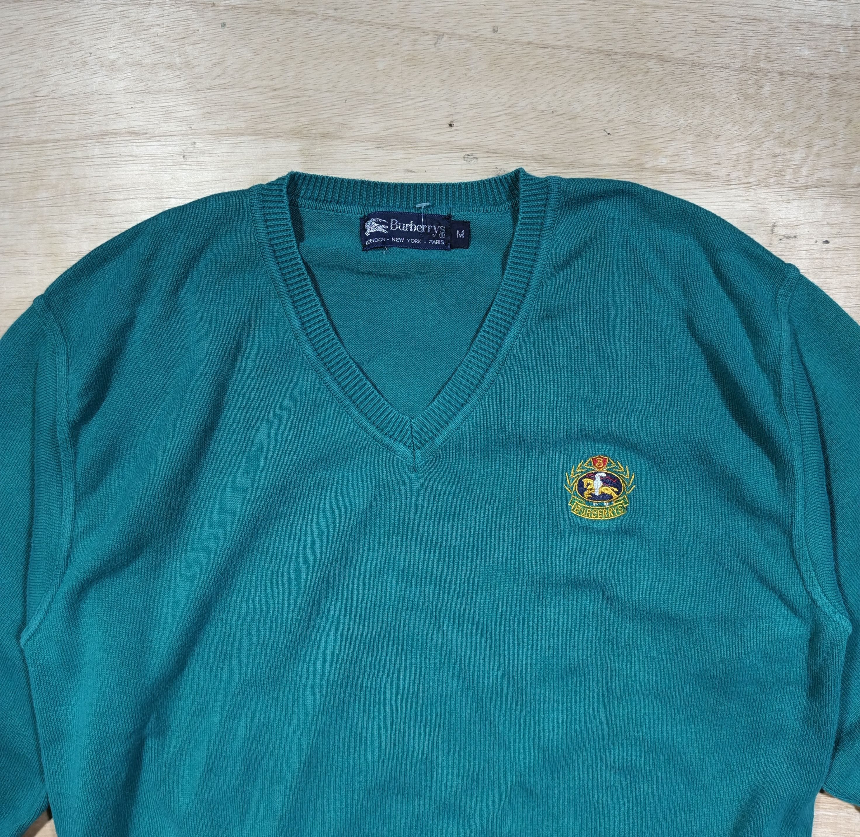 Burberry Burberry Crest Logo V-neck Sweater Size US L / EU 52-54 / 3 - 2 Thumbnail