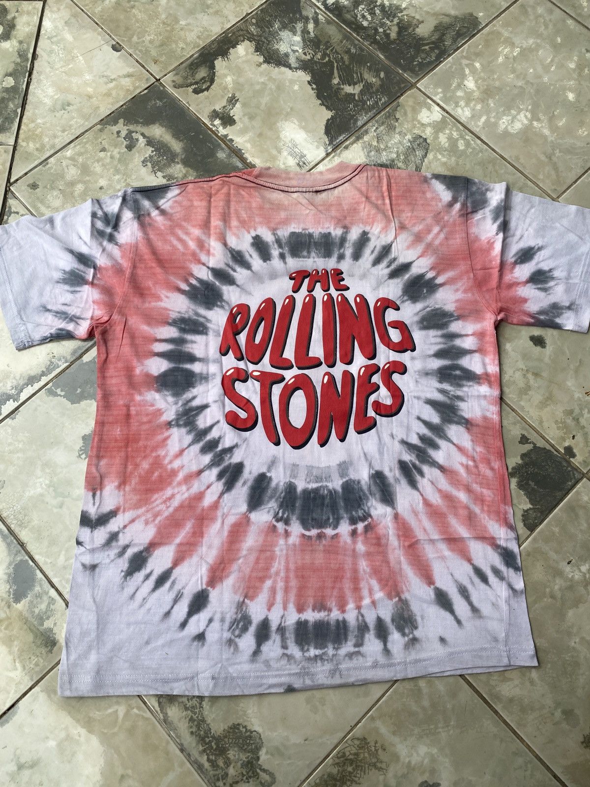 Band Tees THE ROLLING STONES “Band Logo” Tie-Dye Tee (2000s) Size US L / EU 52-54 / 3 - 5 Thumbnail