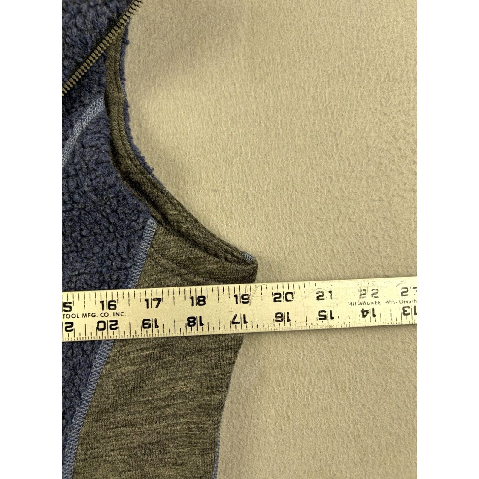 Vintage Kuhl Vest Womens M Blue Gray Full Zip Sherpa Outer Shell Polyester Outdoor Winter Fall Spring Size M / US 6-8 / IT 42-44 - 6 Thumbnail