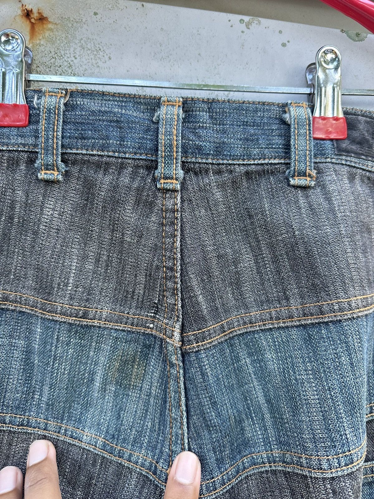 Vintage 👹Vintage Monitographic Design 2 Tone Straight Cut Jeans Size US 31 - 11 Thumbnail