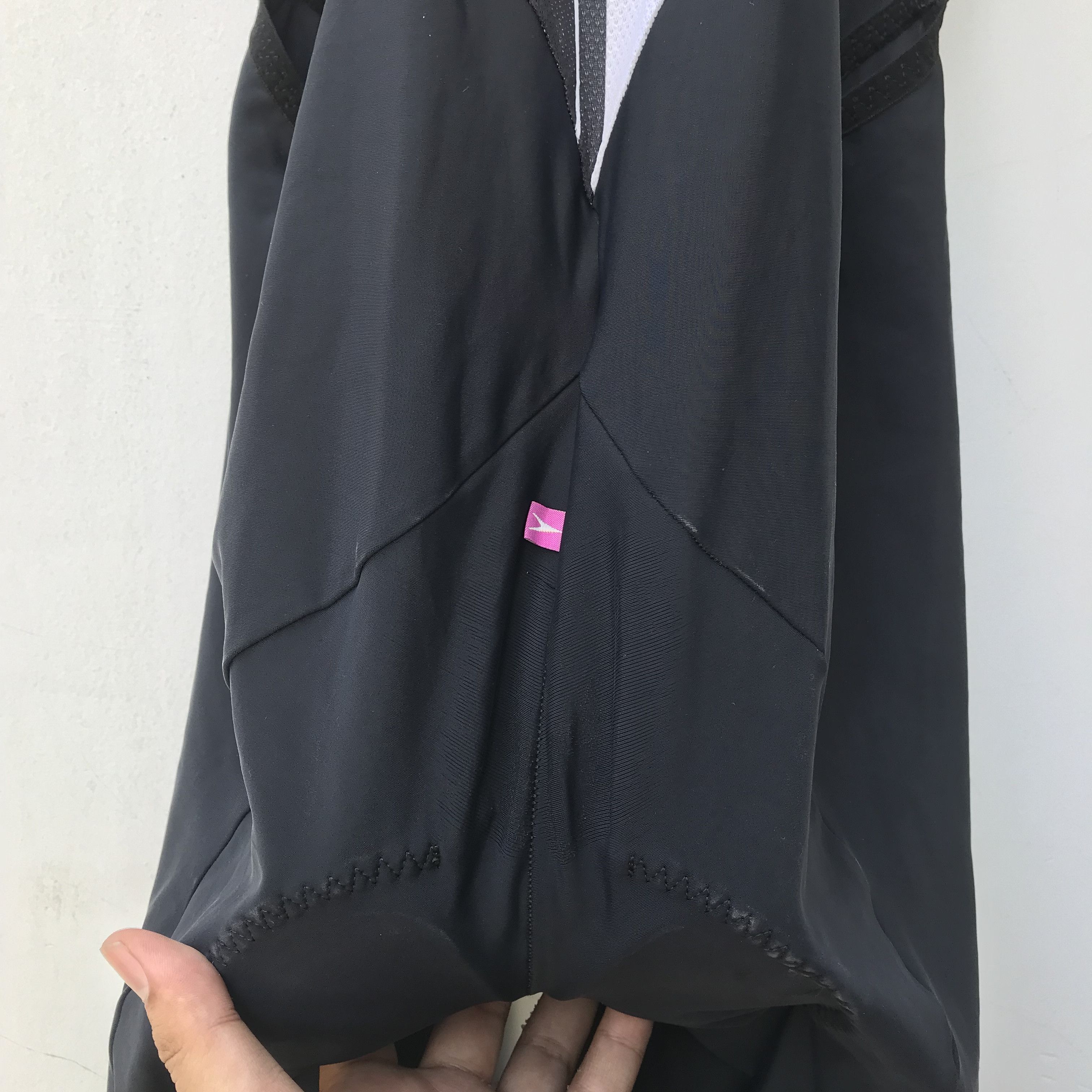 Designer × GOREWEAR × Swissgear Assos T.neoPro_s7 bib shorts Bike Jersey short pants black Size US 34 / EU 50 - 9 Thumbnail