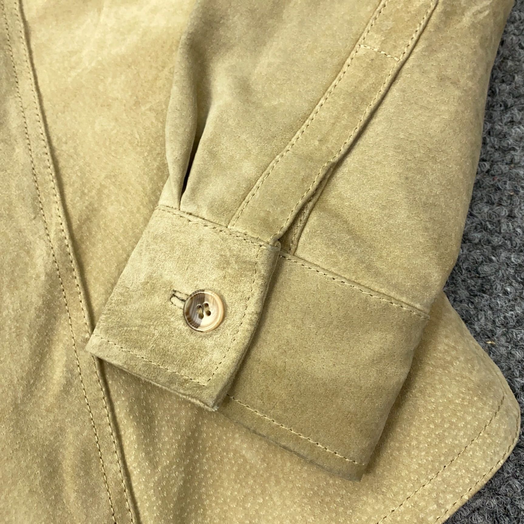 Vintage AMI Leather Jacket Womens Small Beige Leather Button Up Lined Size S / US 4 / IT 40 - 4 Thumbnail