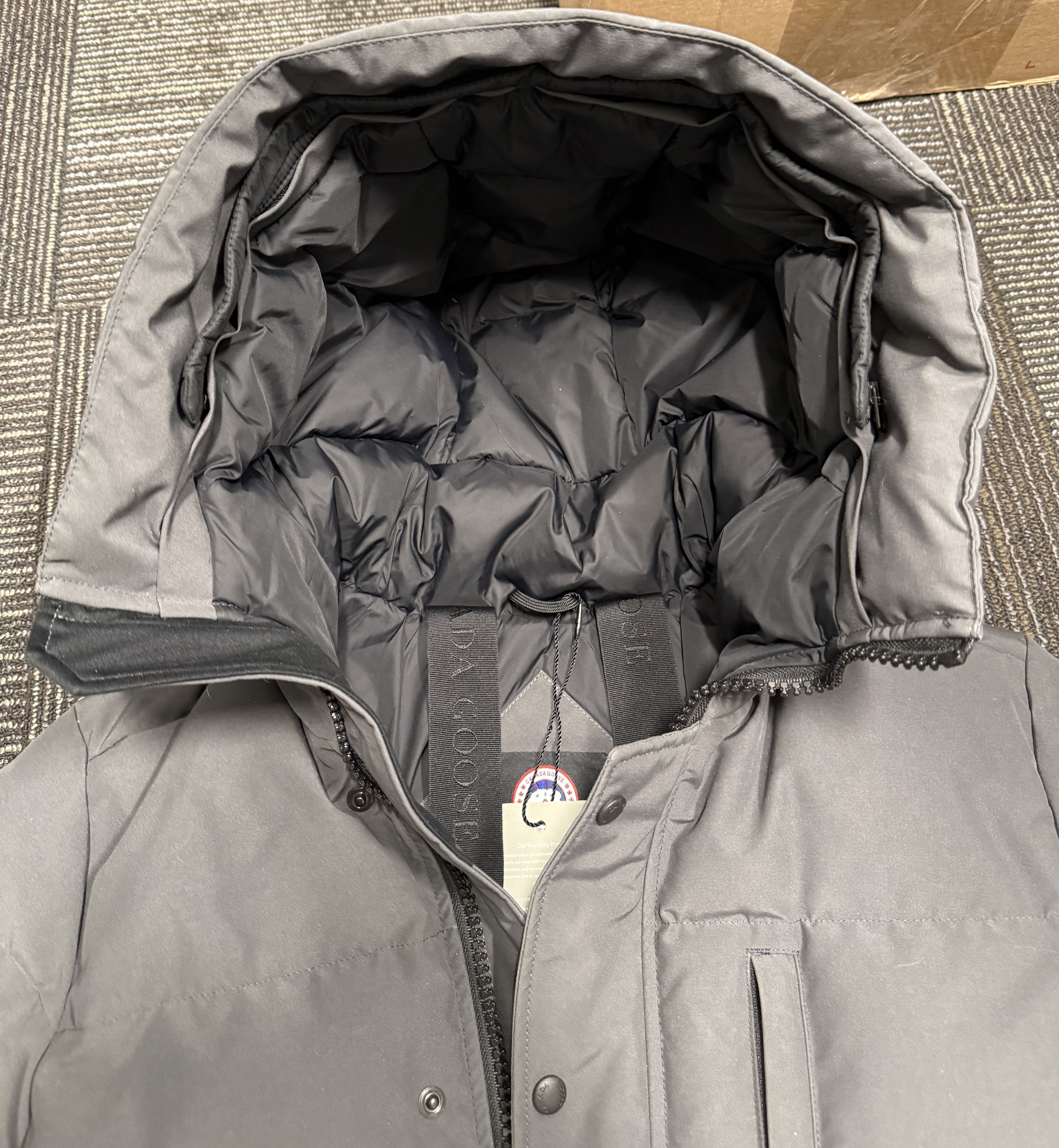 Canada Goose NWT Canada Goose Carson Parka in Graphite (Men's Small) Size US S / EU 44-46 / 1 - 3 Thumbnail