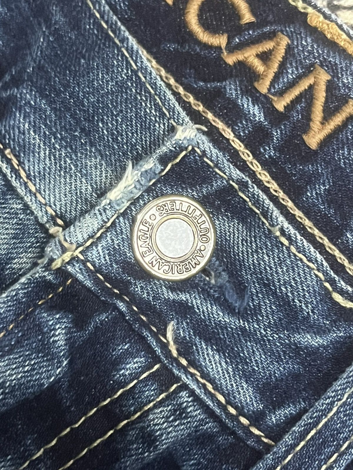 American Eagle Outfitters Vintage American Eagle Outfitters Distressed Bootcut Jeans Size US 32 / EU 48 - 5 Thumbnail