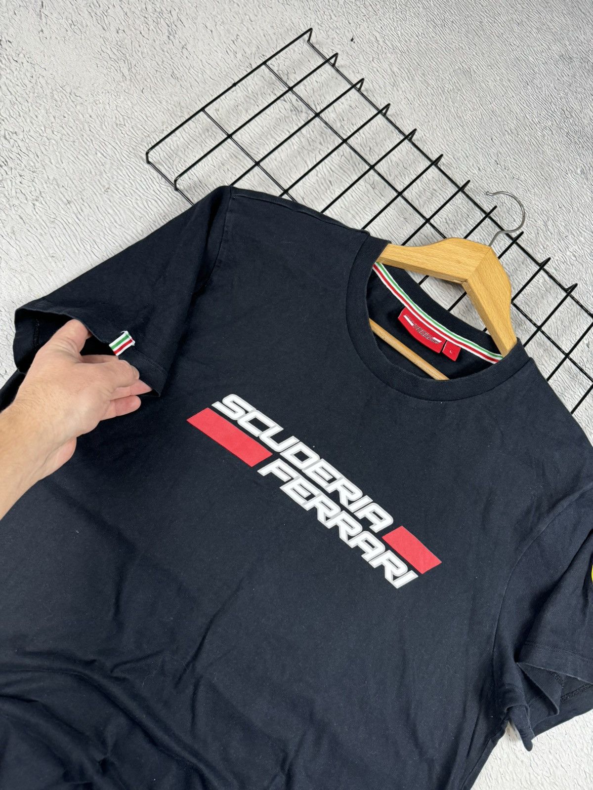 Ferrari × Formula 1 × Vintage Vintage Ferrari Scuderia Black T Shirt Racing F-1 L size Size US L / EU 52-54 / 3 - 4 Thumbnail