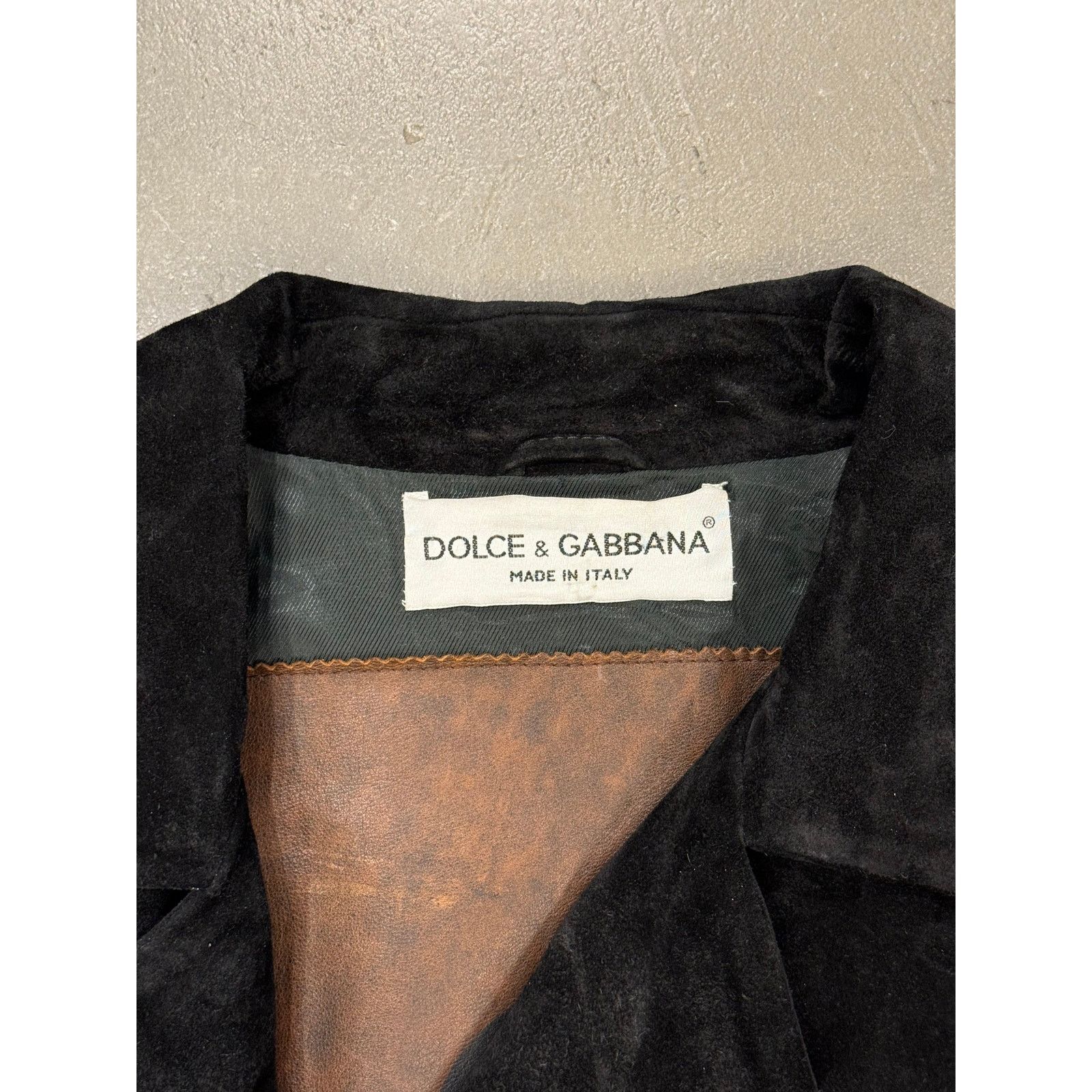 Dolce & Gabbana A/W1992 Dolce & Gabbana dragon tattoo runway leather jacket Size US M / EU 48-50 / 2 - 7 Thumbnail