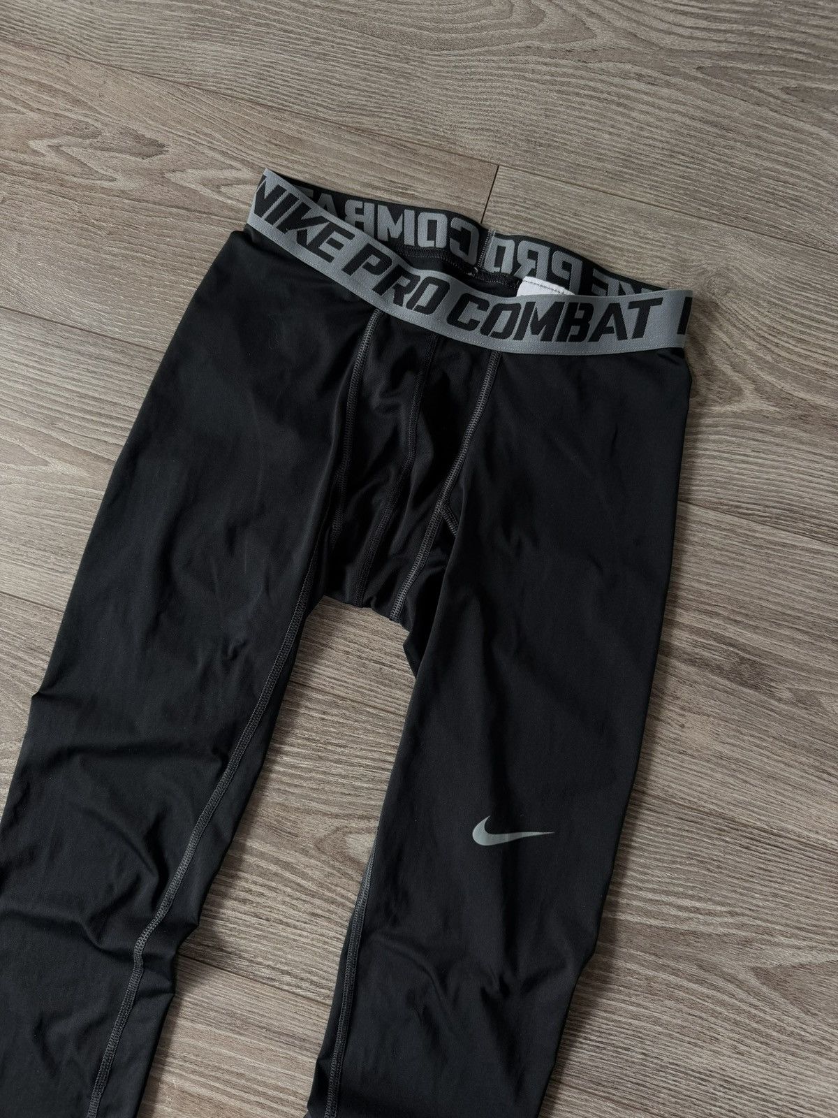 Nike ‼️Nike Pro Combat Dri-Fit Training Spandex Tights Pants‼️ Size US 34 / EU 50 - 2 Thumbnail