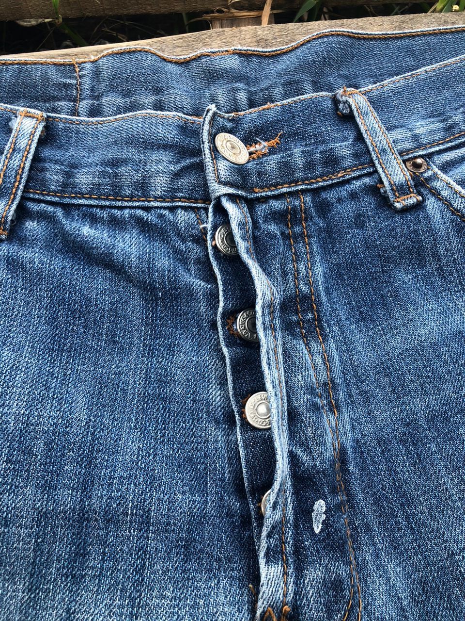 Levi's Vintage Levi's 501 Denim Jeans Skull Design Size US 33 - 9 Thumbnail