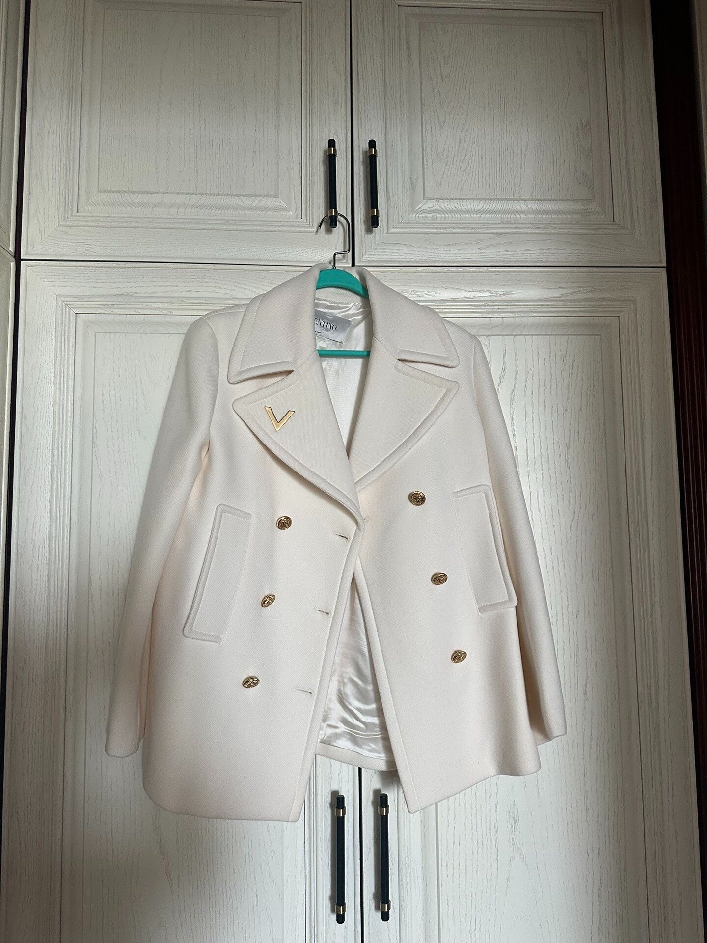 Valentino Valentino White Short Coat Size M / US 6-8 / IT 42-44 - 1 Thumbnail