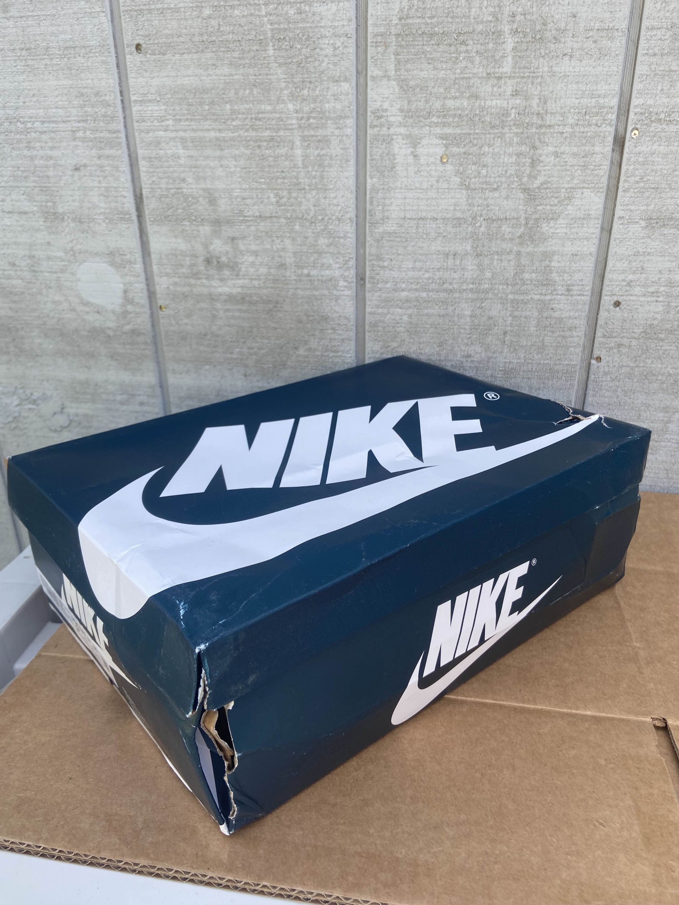 Nike Air Jordan 1 Retro OG High Midnight Navy Unreleased Sz 9.5 Size US 9.5 / EU 42-43 - 12 Thumbnail