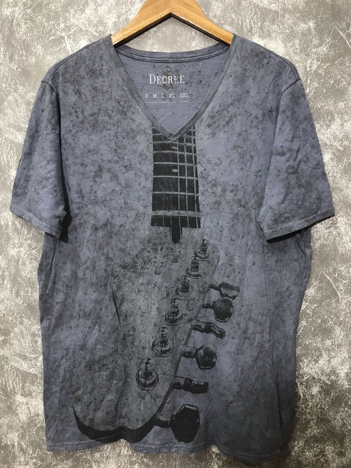 Affliction × Ed Hardy × Southpole Affliction Guitar Y2K Graphic Tee Size US XL / EU 56 / 4 - 1 Thumbnail