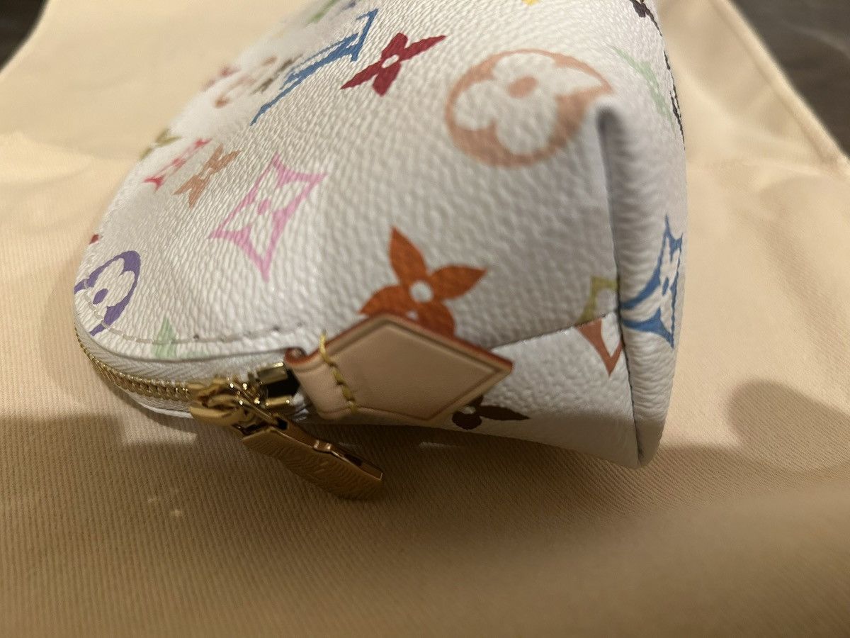 Louis Vuitton Louis Vuitton x Takashi Murakami Cosmetic Pouch Size ONE SIZE - 7 Thumbnail