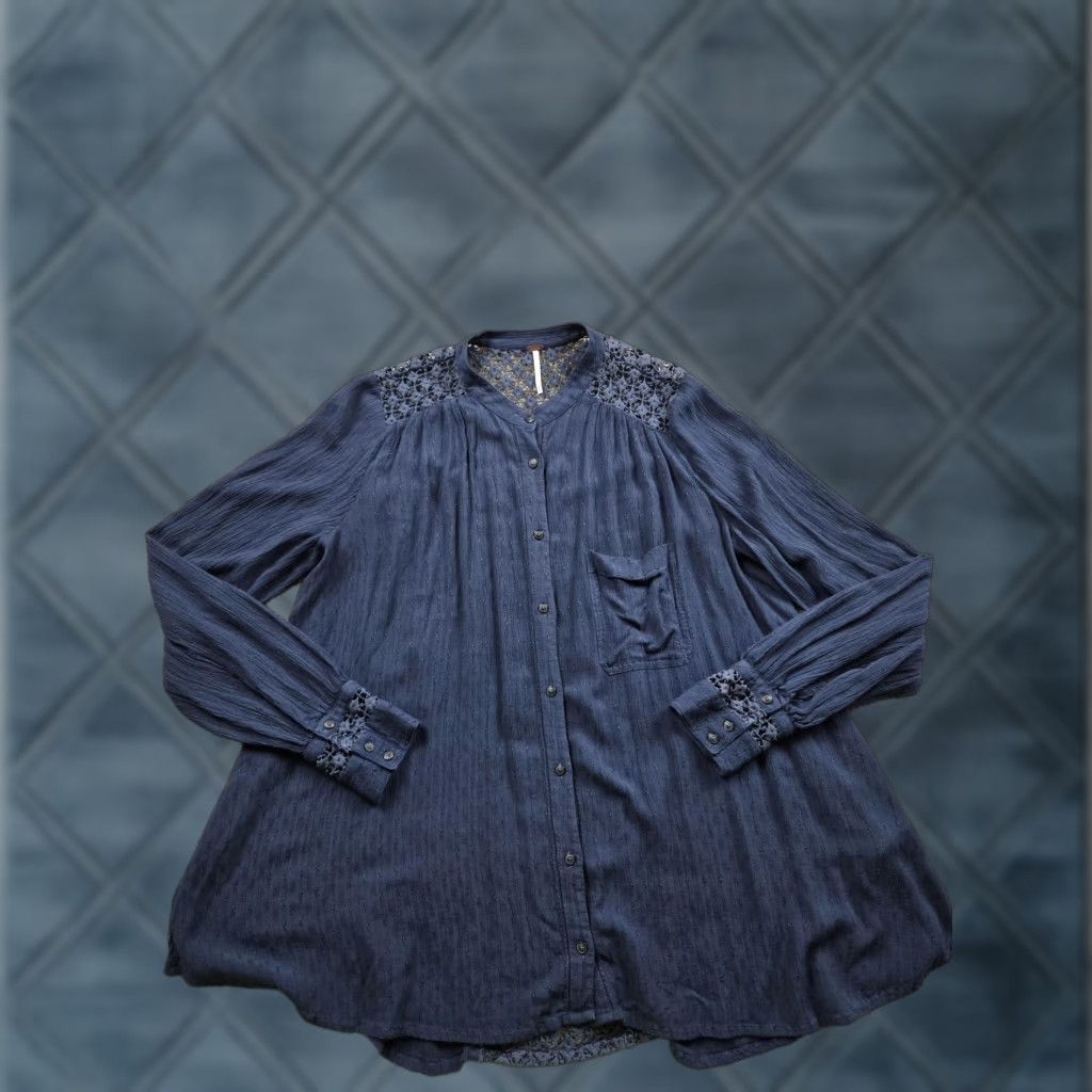 Free People VINTAGE Free People Crochet Tunic Shirt Womens Medium Blue Button Up Long Sleeve Flowy Size M / US 6-8 / IT 42-44 - 1 Thumbnail