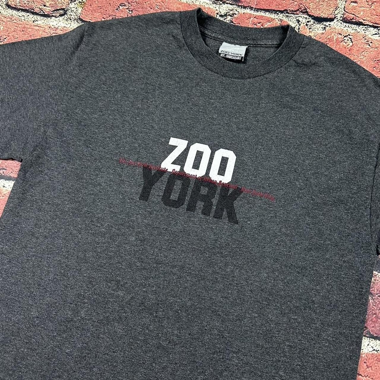 Zoo York Vintage 90s Zoo York Skateboards T-Shirt NYC Unbreakable Y2K Size US M / EU 48-50 / 2 - 2 Thumbnail