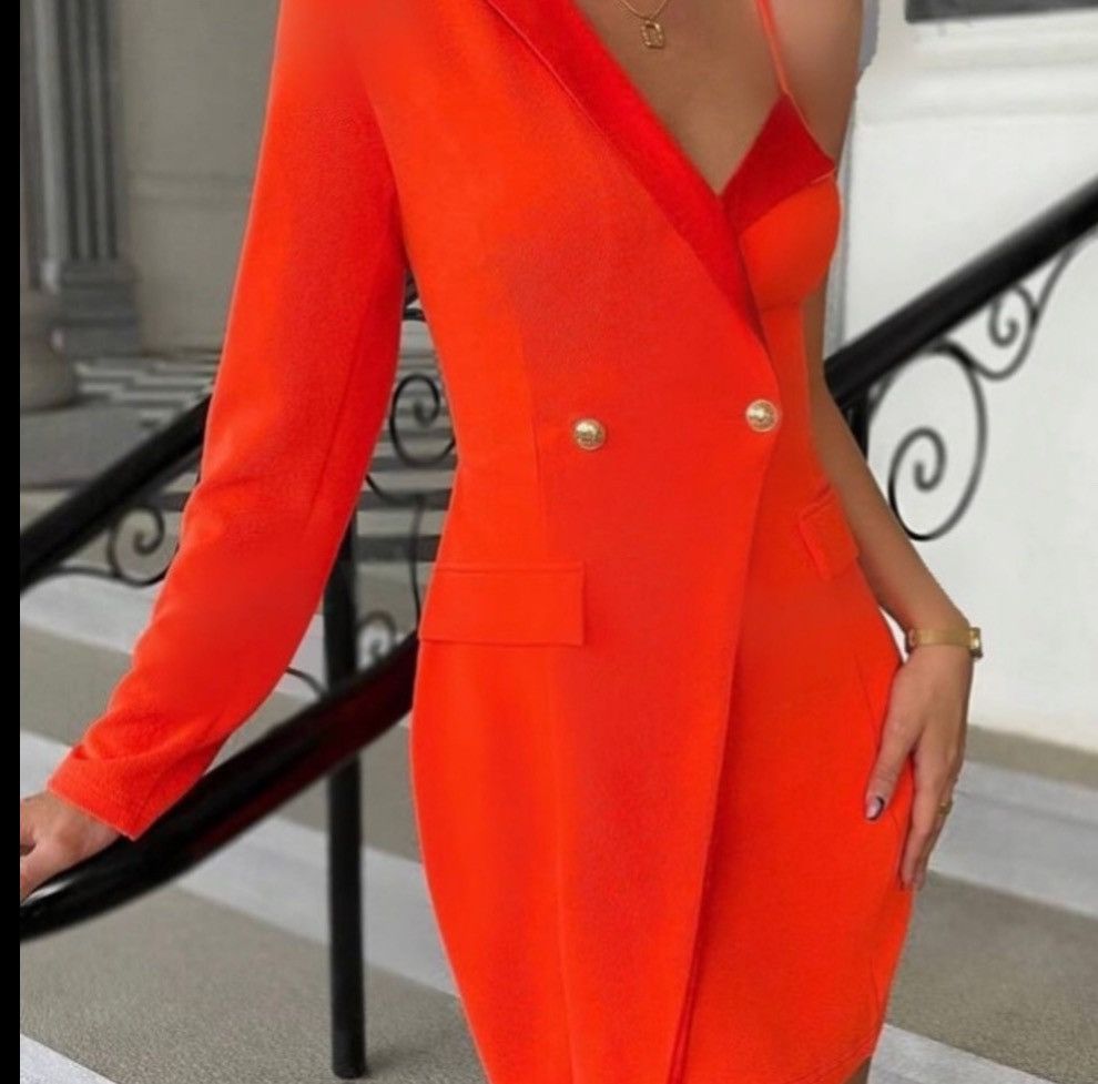 Designer × Other Nwt, Lavishly Paris Women’s cold shoulder button up blazer. Size S / US 4 / IT 40 - 4 Thumbnail