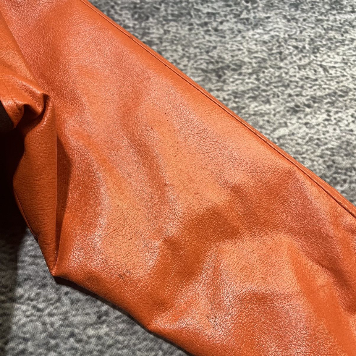 NFL VINTAGE 90s CLEVELAND BROWNS GAME DAY NFL LEATHER JACKET Size US M / EU 48-50 / 2 - 4 Thumbnail