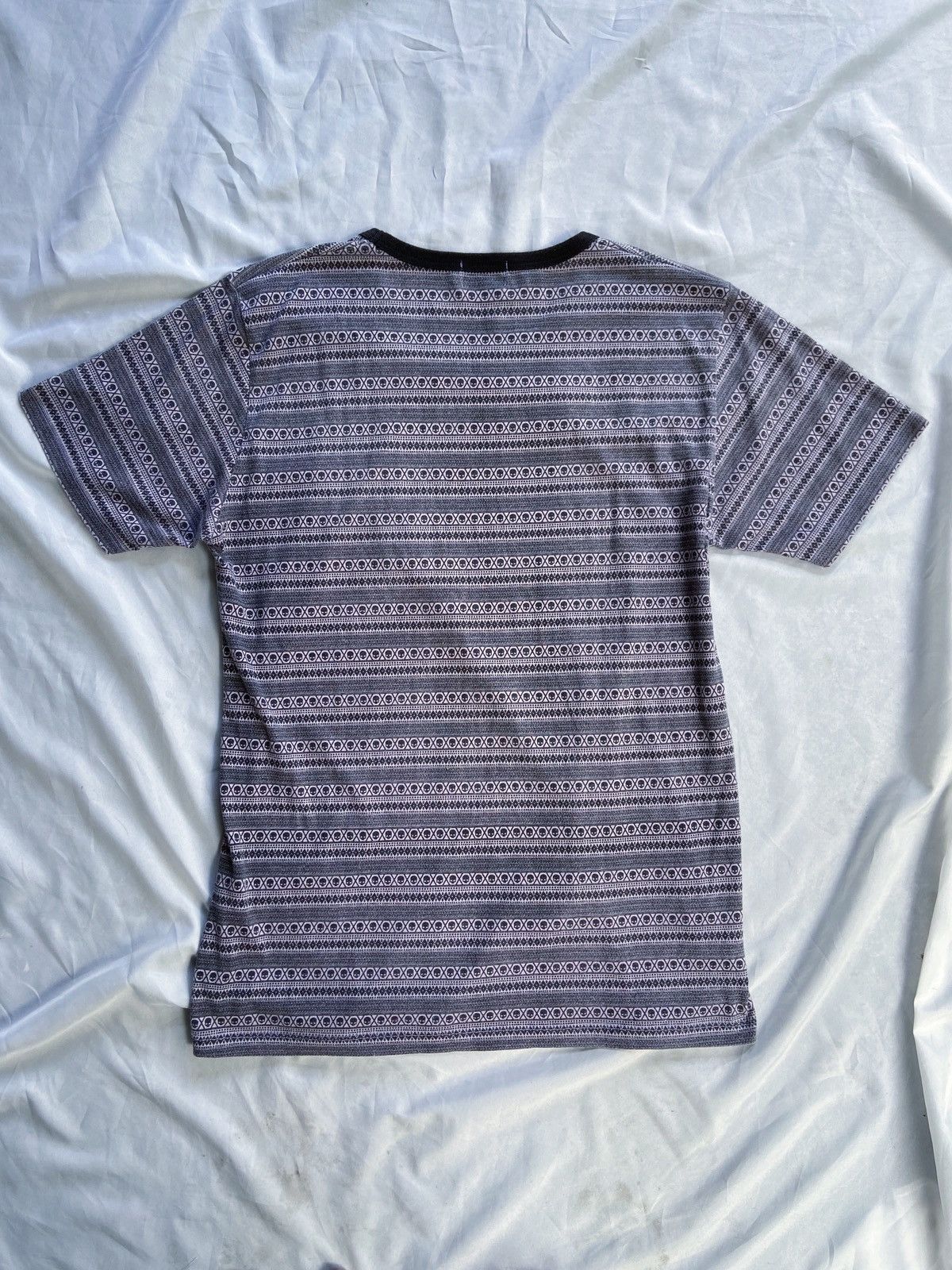 Le Grande Bleu (L.G.B.) TK MIXPICE SKULL ALL OVER PRINTED TEE SHIRT Size US L / EU 52-54 / 3 - 2 Thumbnail