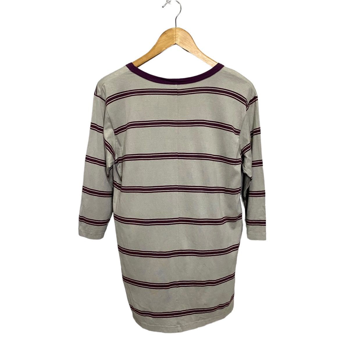 Attachment Attachment V-neck 3quarters tee Size US S / EU 44-46 / 1 - 4 Thumbnail