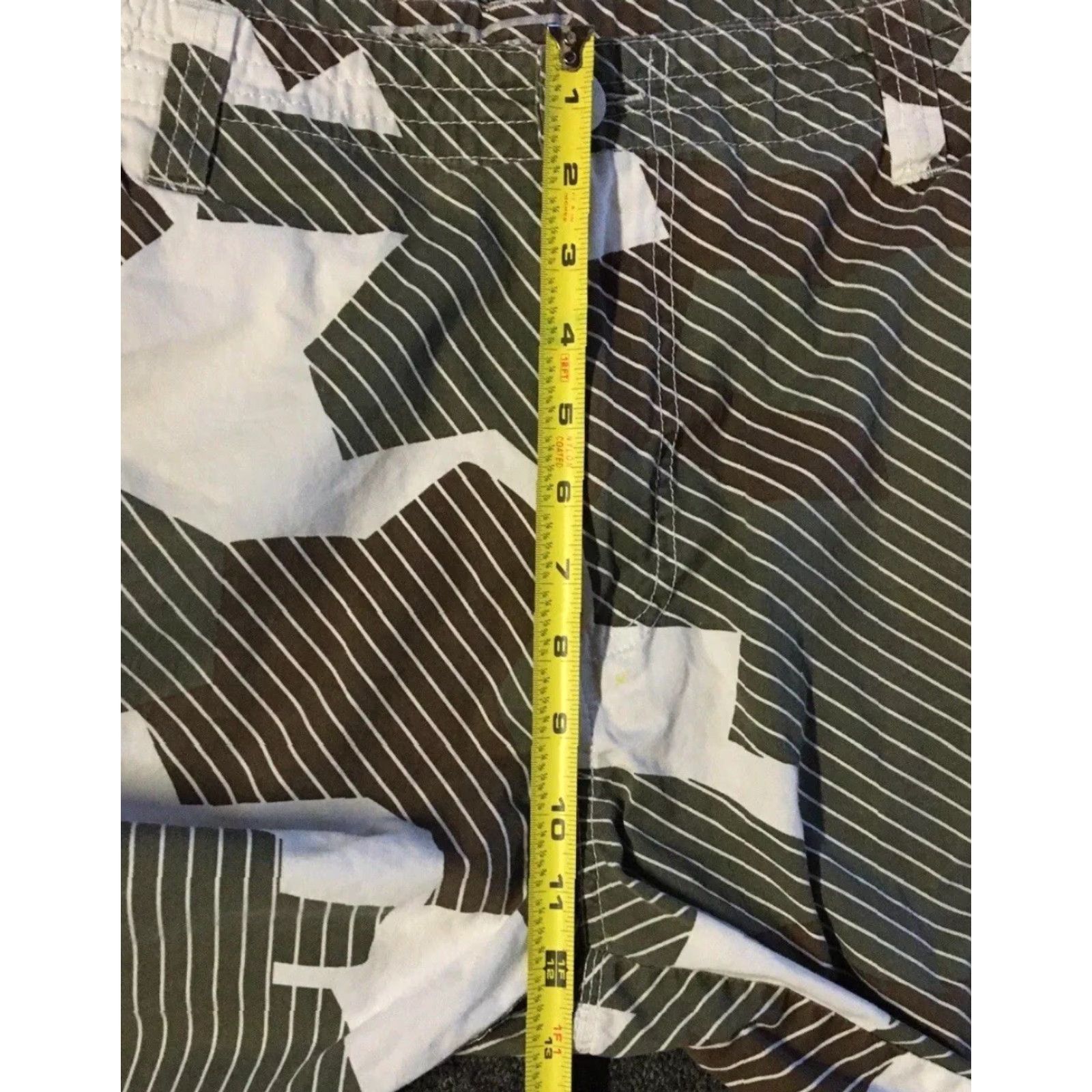 Quiksilver Vtg No Fear Abstract Art AOP Shorts 36 Surf Skate Vaporwave Grunge OP Gotcha Y2K Nike Shirt Size US 36 / EU 52 - 7 Thumbnail