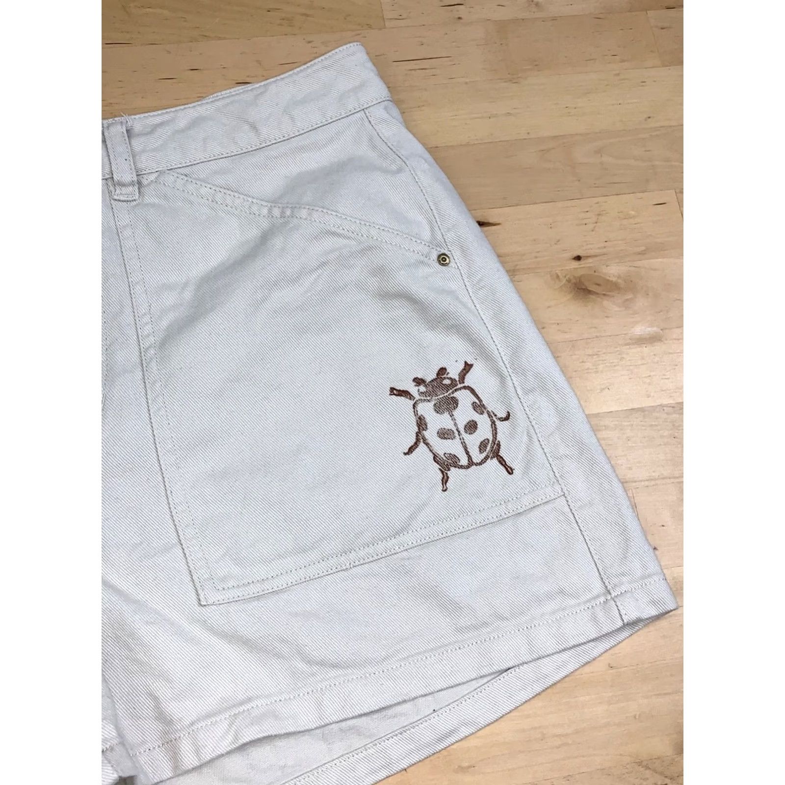 Billabong Billabong Shorts Women 28 Beige Bermuda Casual Beach Surf Skate 3" Inseam 13156 Size 28" / US 6 / IT 42 - 3 Thumbnail