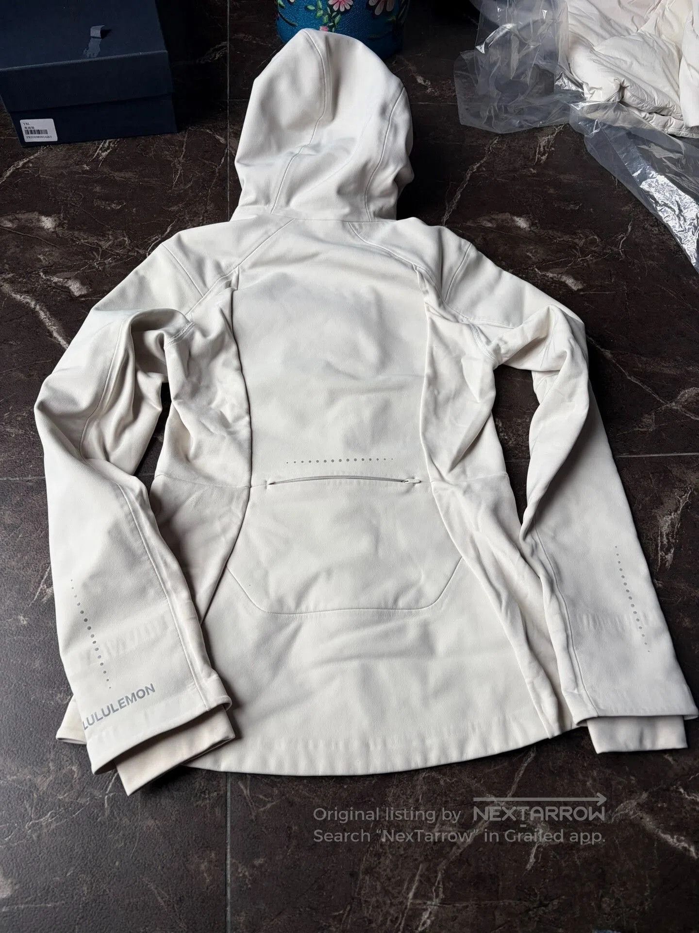 Lululemon lululemon Crosschill Bone White. Size M / US 6-8 / IT 42-44 - 5 Thumbnail