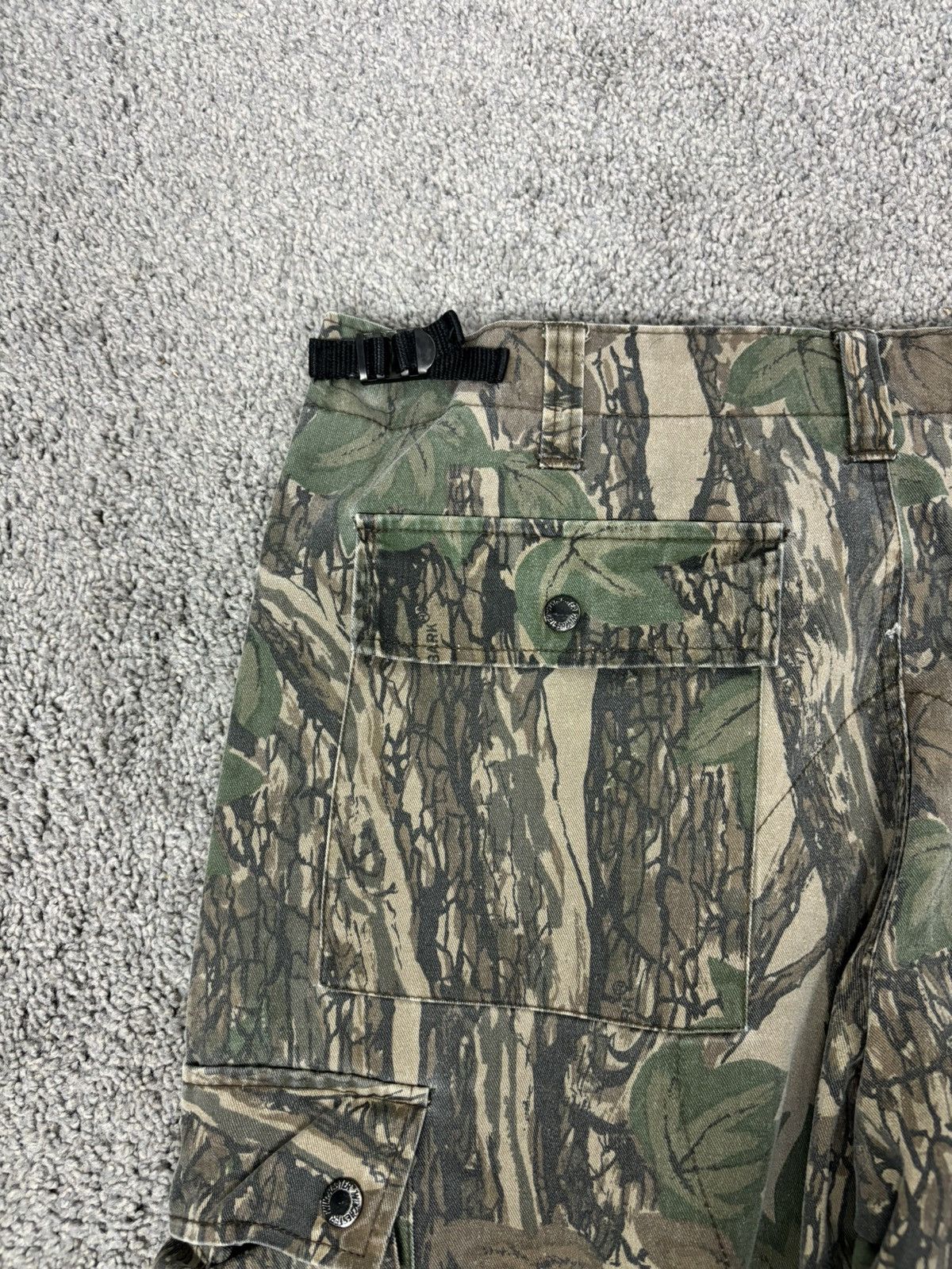 Realtree Vintage 90s camo realtree cargo pants Size US 36 / EU 52 - 6 Thumbnail