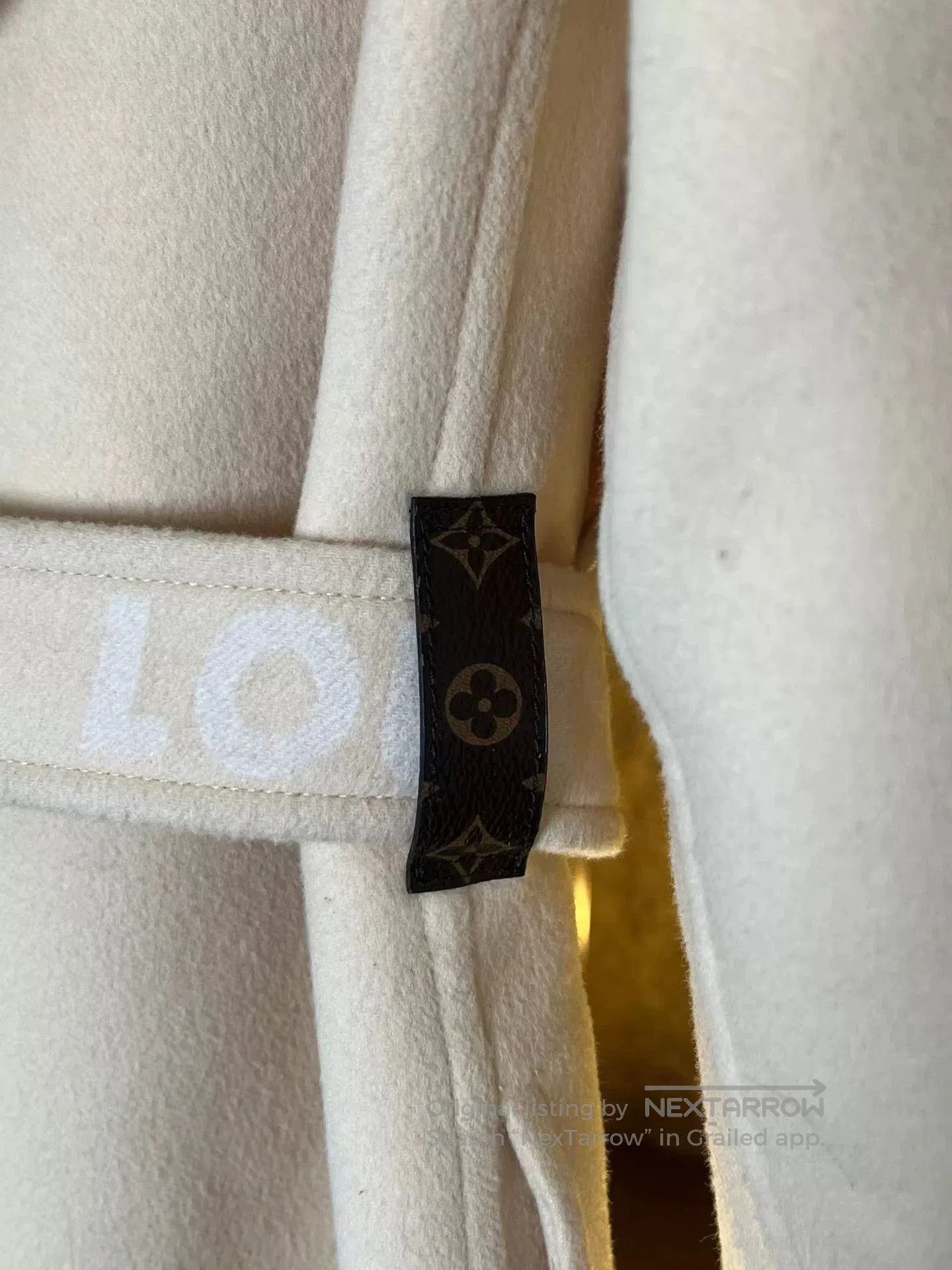 Louis Vuitton LV Monogram Women's Coat. Size M / US 6-8 / IT 42-44 - 6 Thumbnail