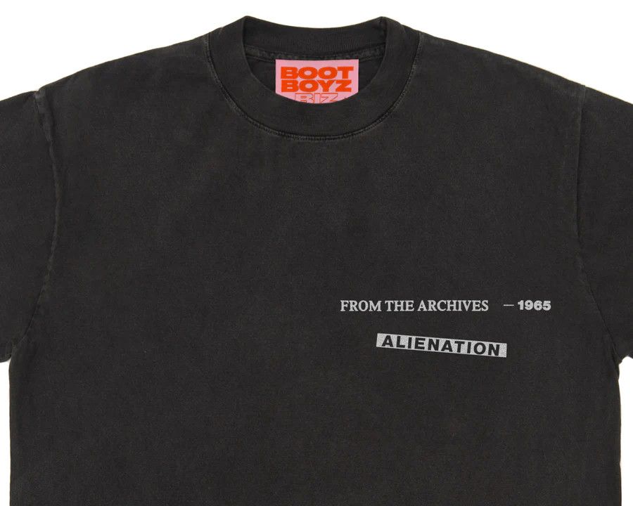 Boot Boyz Biz BOOT BOYZ BIZ Why Theory? TEE Size US L / EU 52-54 / 3 - 5 Thumbnail