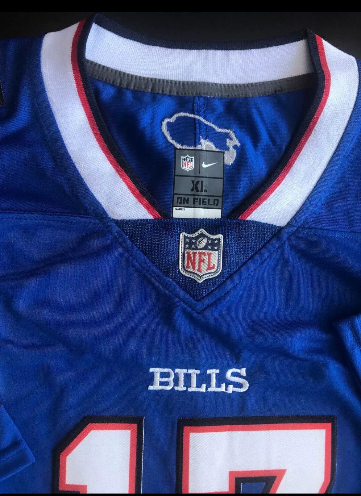 Nike New Nike Josh Allen #17 Buffalo Bills Jersey Size Large Size US L / EU 52-54 / 3 - 3 Thumbnail