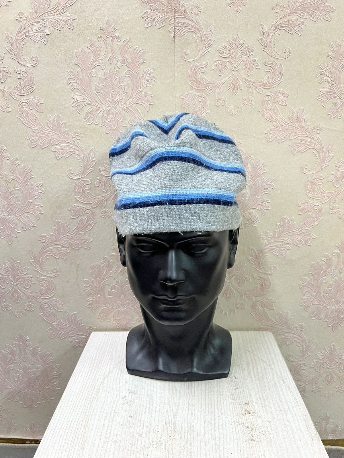 Gap Gap Striped Beanie Hats Size ONE SIZE - 2 Thumbnail