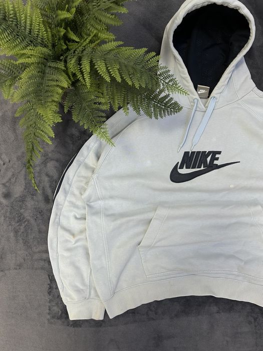 oversized vintage nike hoodie