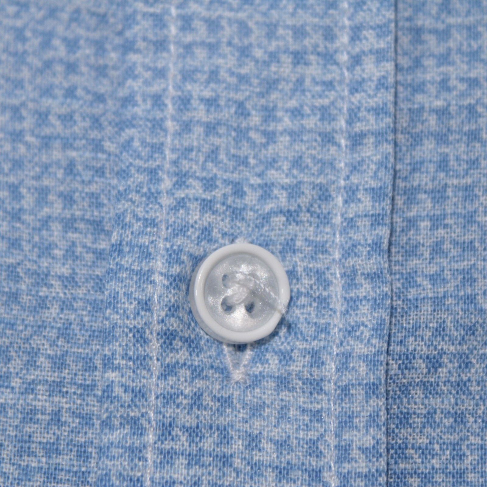 Robert Graham Robert Graham New with tags Shirt Size S US In Blue Size US S / EU 44-46 / 1 - 7 Thumbnail