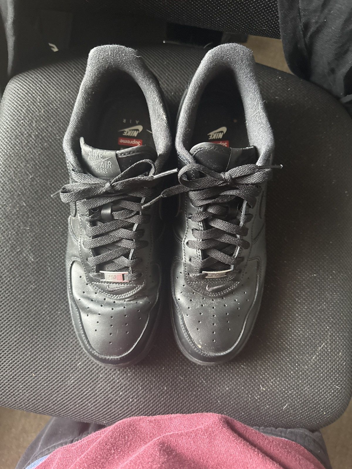 Supreme Black AF1