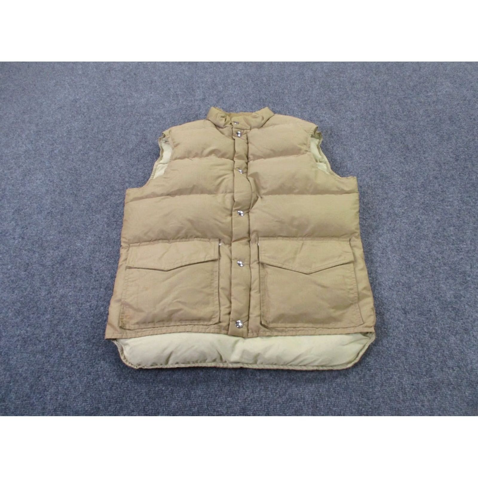 Vintage Woolrich Vest Jacket Men L Puffer Down Hiking Outdoor Quilted Camping Fishing Size US L / EU 52-54 / 3 - 2 Thumbnail