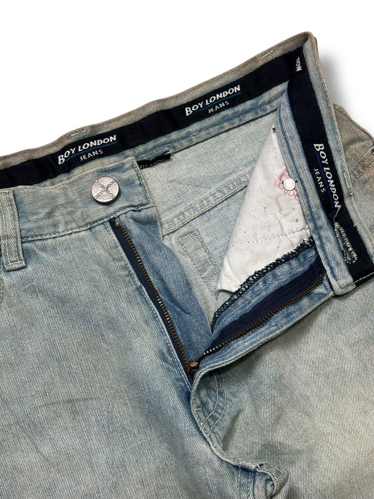 Boy London Vintage Boy London Bell-Bottom Flare Jeans Light BlueWash Size US 29 - 10 Thumbnail