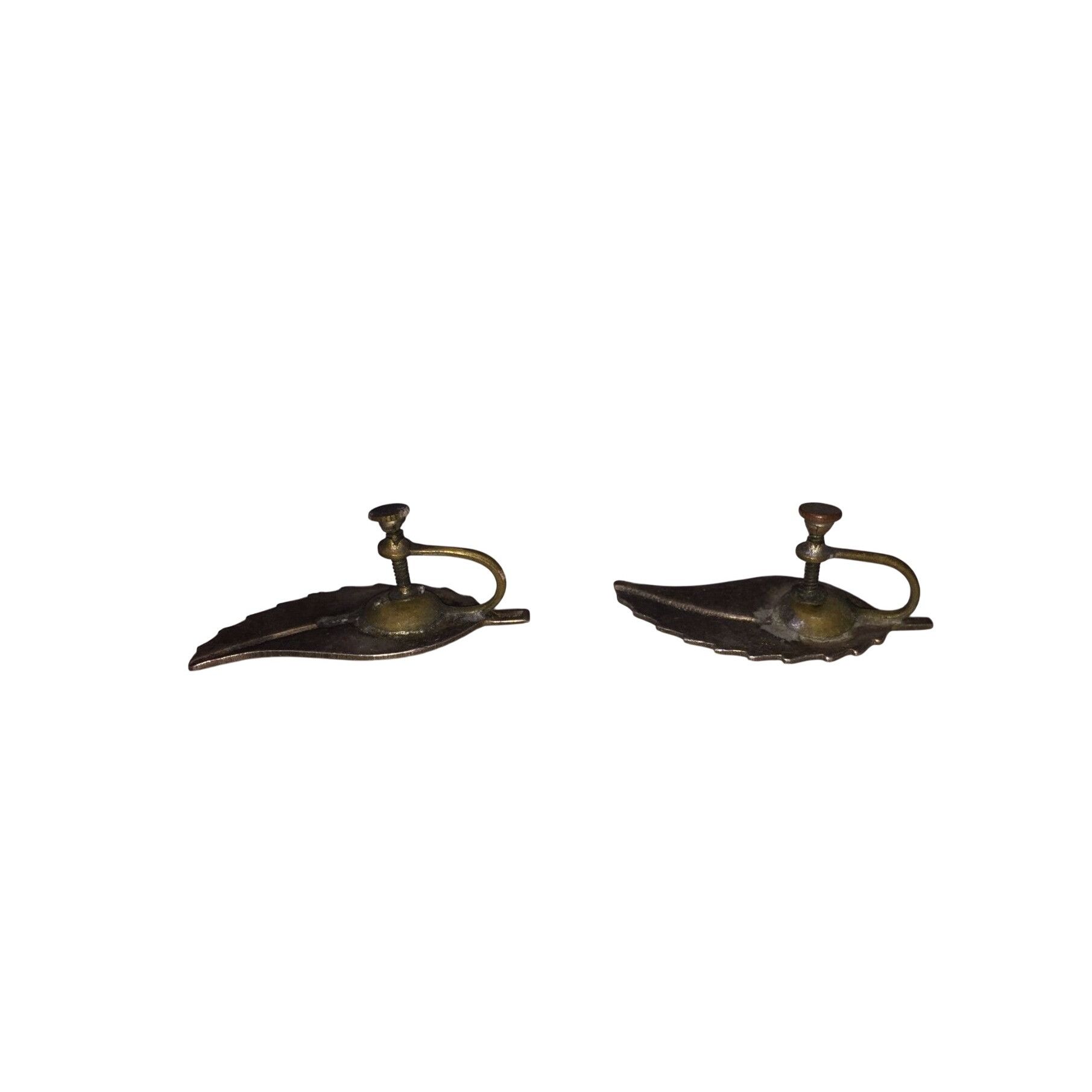 Other Women's Gold Tone Feather/Leaf Shaped Screw Back Earrings Size ONE SIZE - 2 Thumbnail