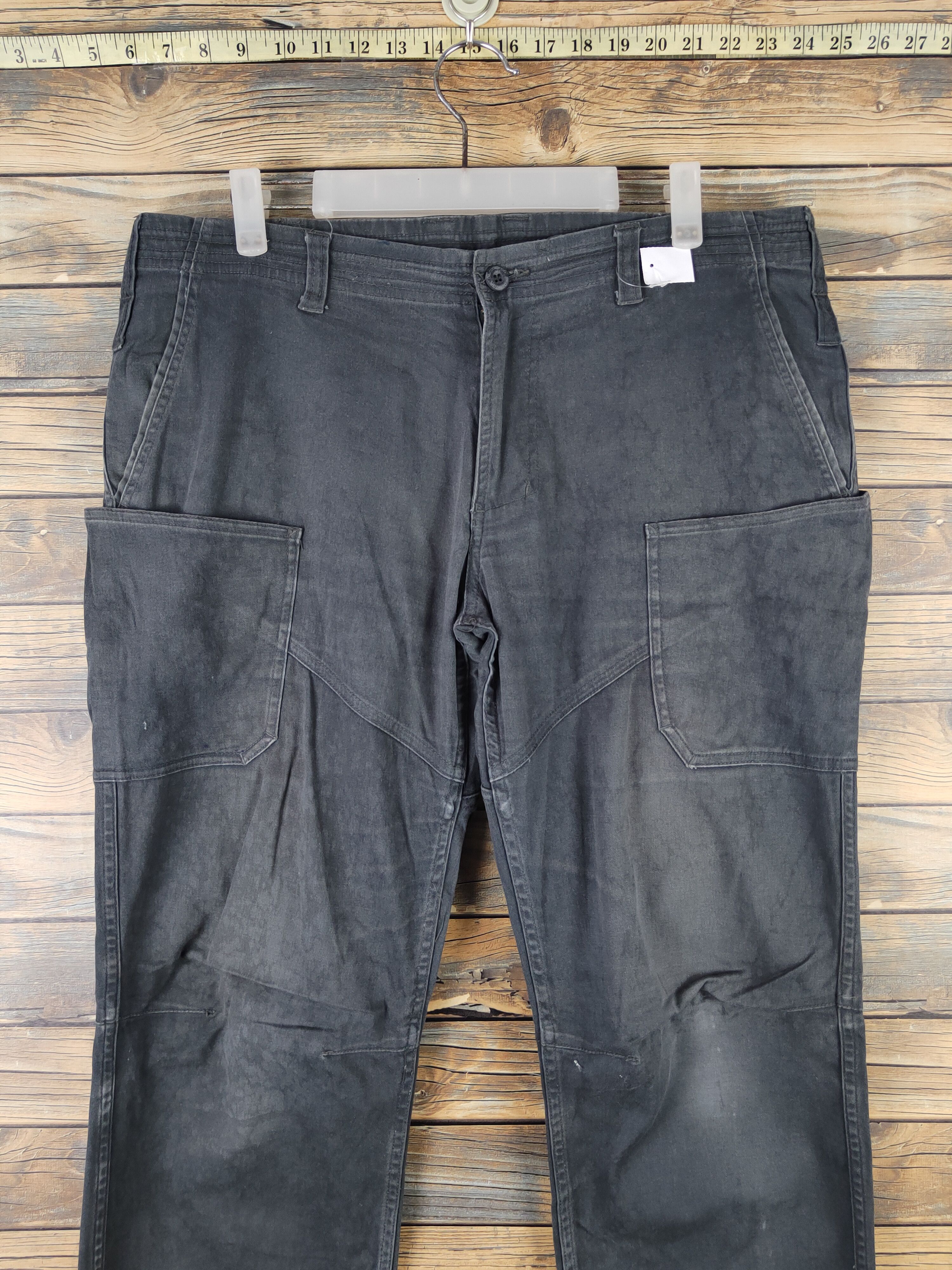 Japanese Brand DL Gladiator Black Faded Multipocket Cargo Pants #2345 Size 34" / US 12 / IT 48 - 2 Thumbnail