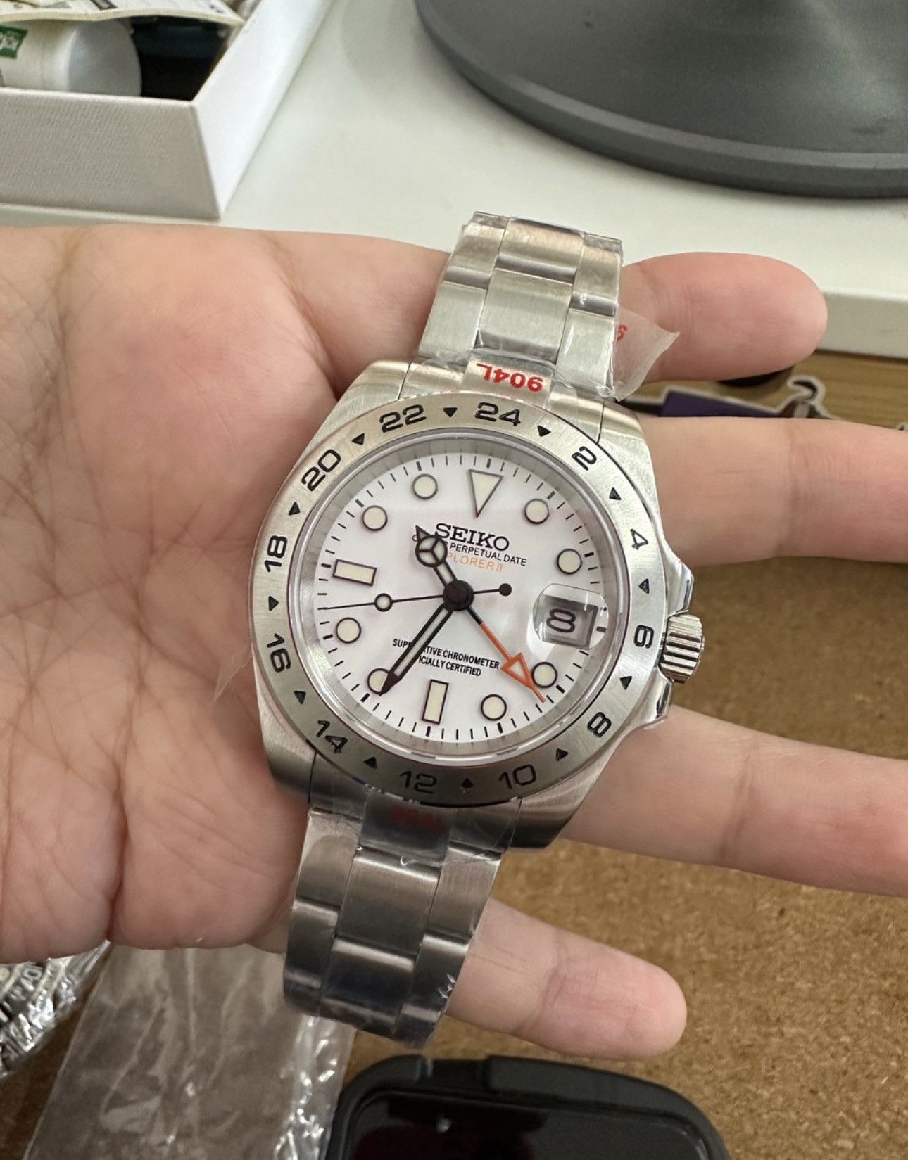 Japanese Brand Seiko Mod Explorer 2 White Dial Steel Watch NH34 41mm Size ONE SIZE - 2 Thumbnail