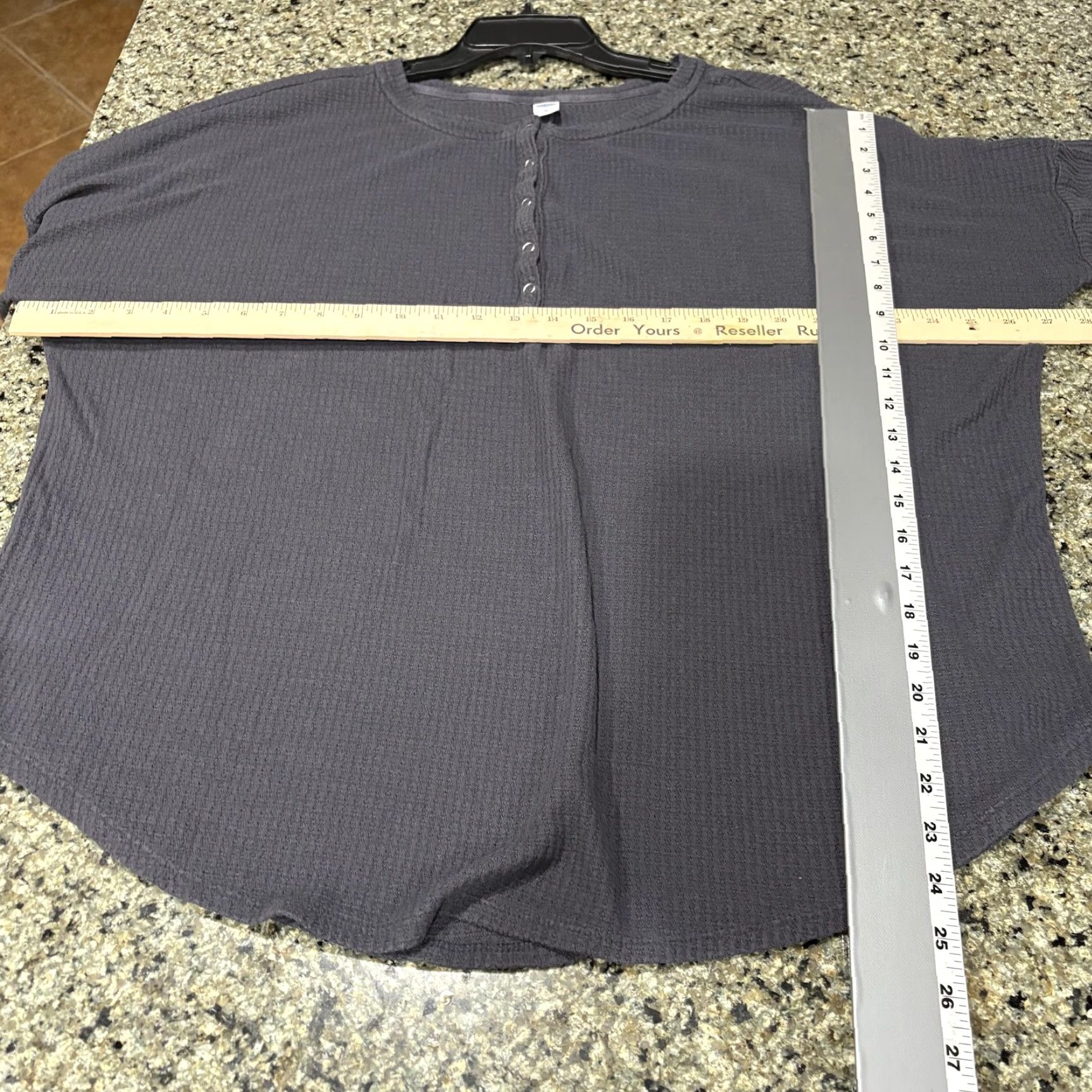 Old Navy Old Navy Shirt XLT Gray Henley Long Sleeve Waffle Thermal Stretch Button Women T-Shirt Tunic Size XL / US 12-14 / IT 48-50 - 5 Thumbnail