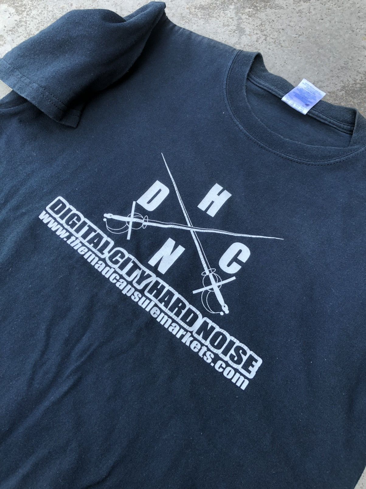 Band Tees × Vintage Y2K THE MADS CAPSULE MARKETS BAND TEES Size US M / EU 48-50 / 2 - 6 Thumbnail