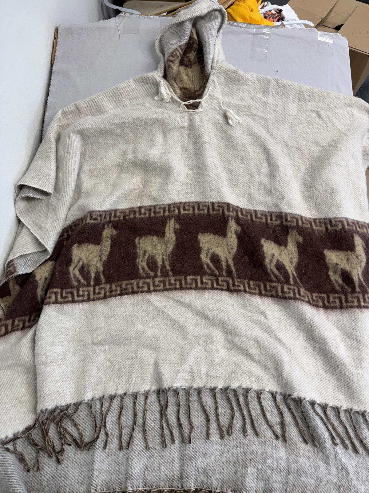 Other Huge Alpaca Poncho Hand Woven Poncho Hoodie- Made in Peru Size US M / EU 48-50 / 2 - 1 Thumbnail