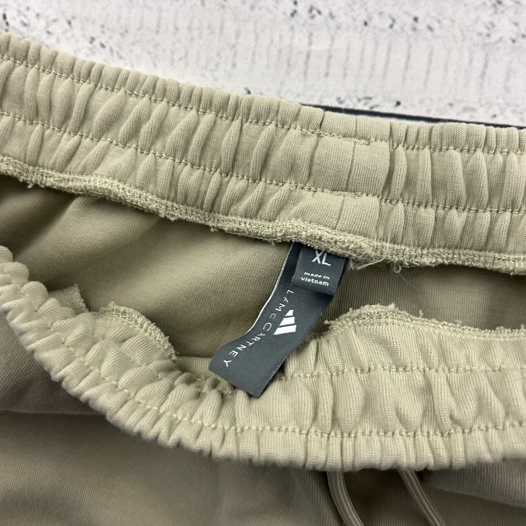 Stella McCartney Adidas Stella McCartney Baggy Sweatpants Women's XL Khaki Beige Pants Mens XL Beige Sweatpants Stella McCartney Adidas by Stella McCartney Size 40" / US 18 - 5 Thumbnail